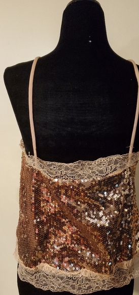 Sequins camisole in nude Peach colour - Picture 3 of 10